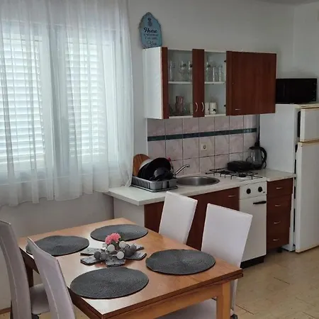 アパート With Parking Space - 24614 ヴィル