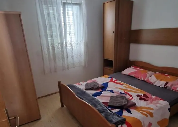 アパート With Parking Space - 24614 ヴィル