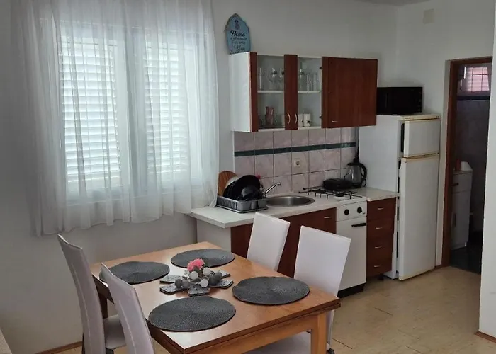 アパート With Parking Space - 24614 ヴィル